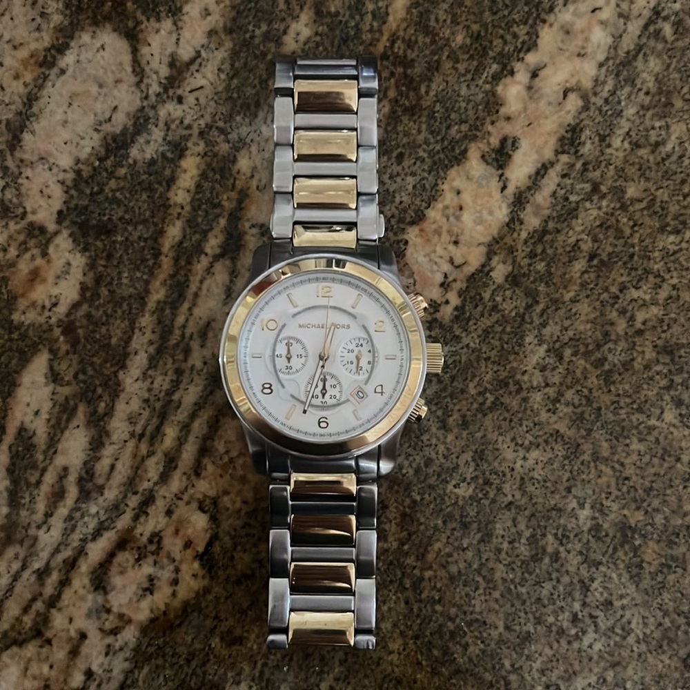 Mens michael kors watch (silver/gold)